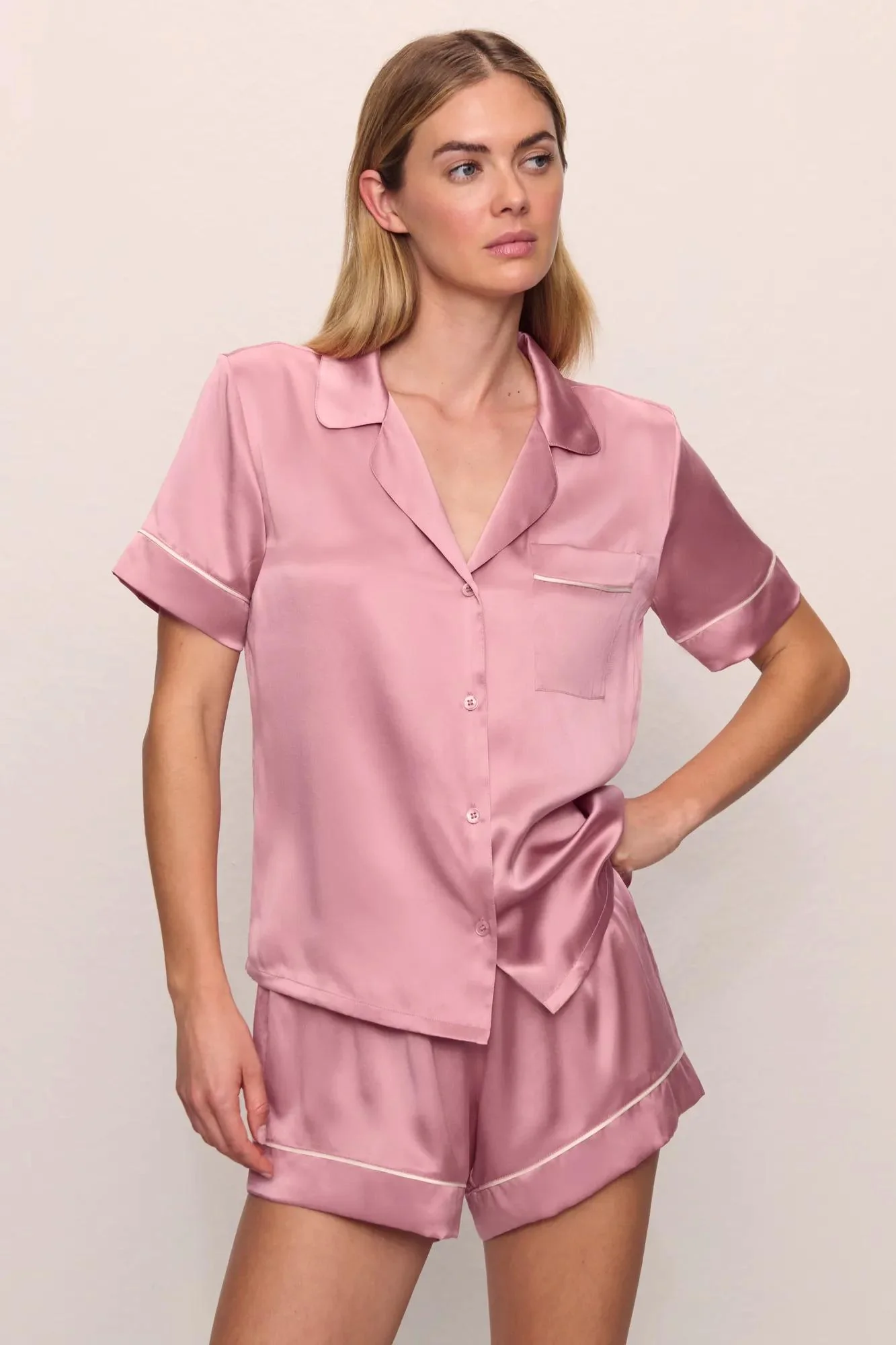 sibling-inez-solid-short-sale